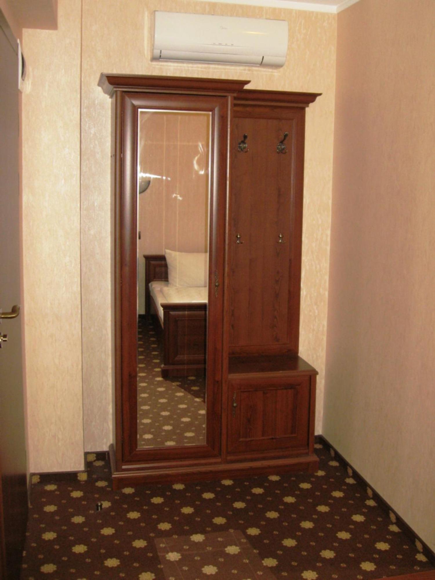 Shato Paradis Hotel Irpin Camera foto
