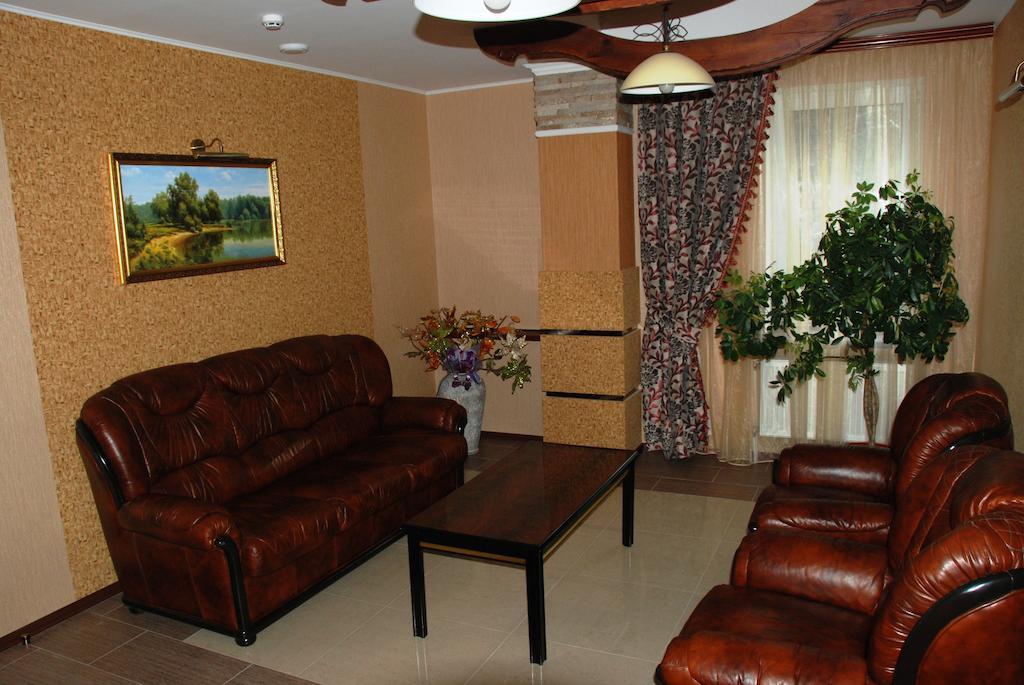 Shato Paradis Hotel Irpin Esterno foto