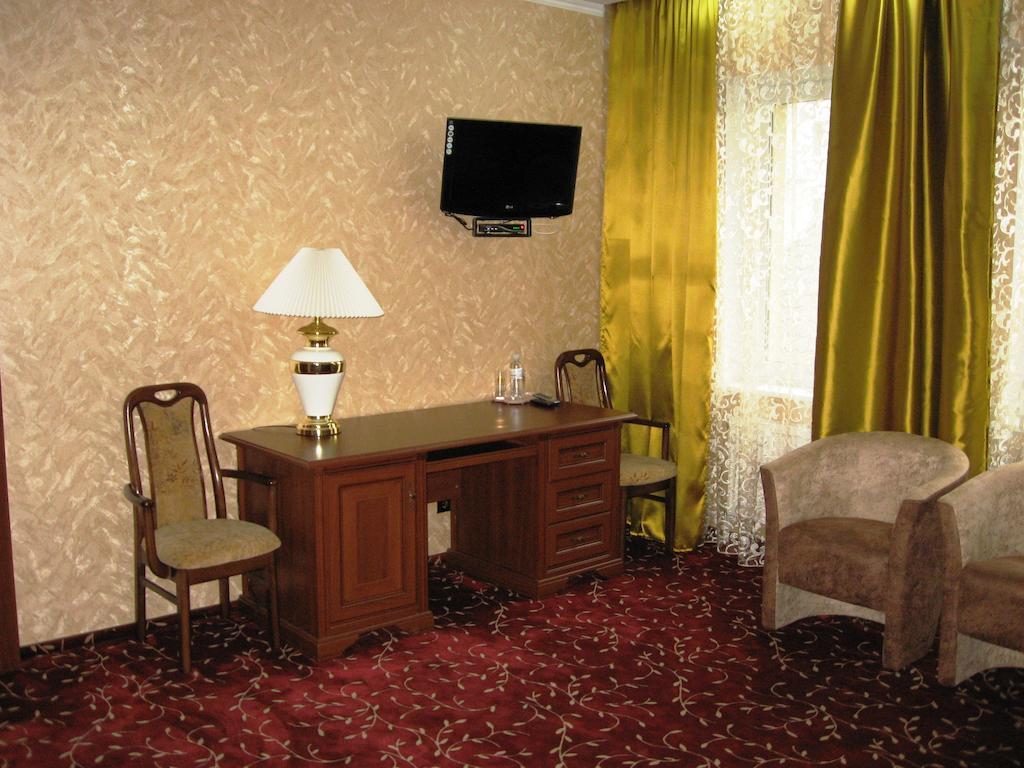 Shato Paradis Hotel Irpin Camera foto